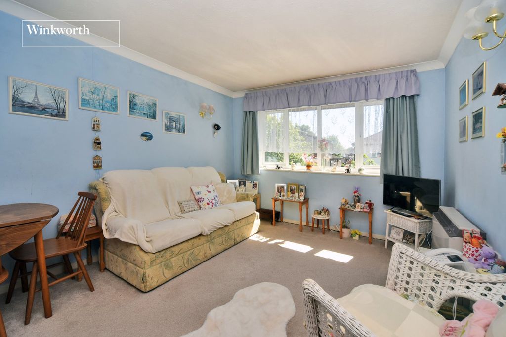 Property photo 2 of 14 Picture No. 02