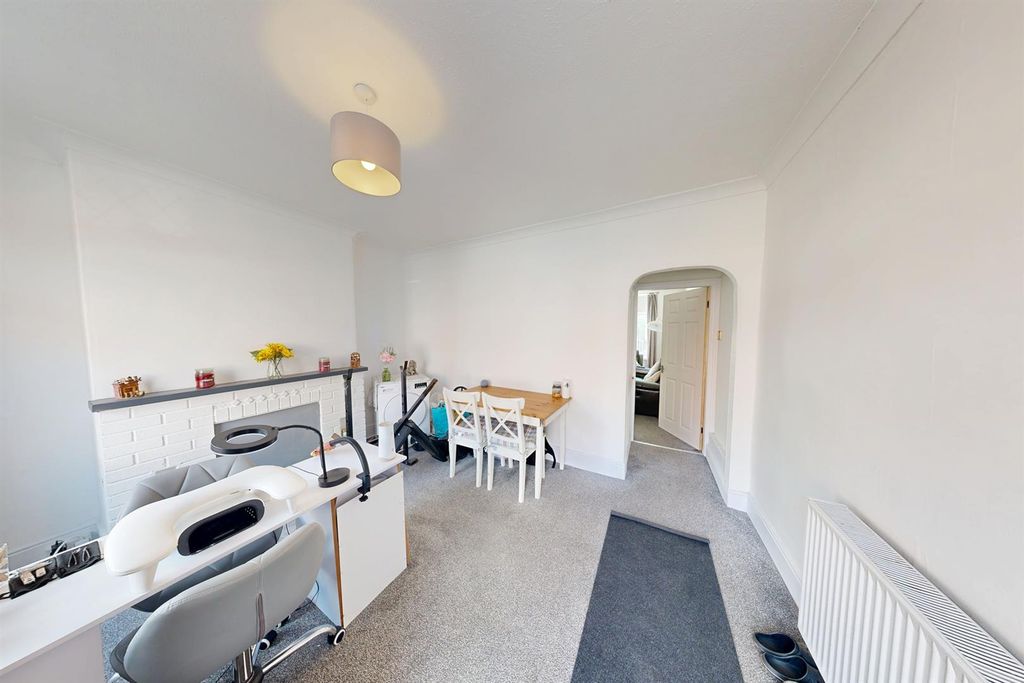 Property photo 2 of 13 2.Jpg