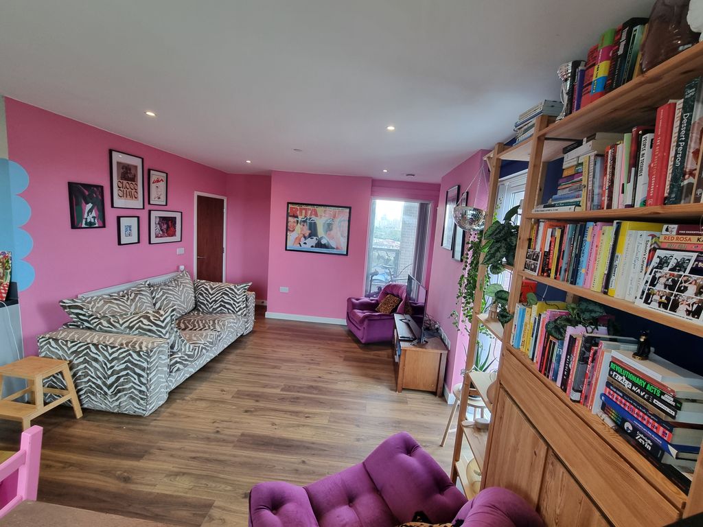 Property photo 3 of 13