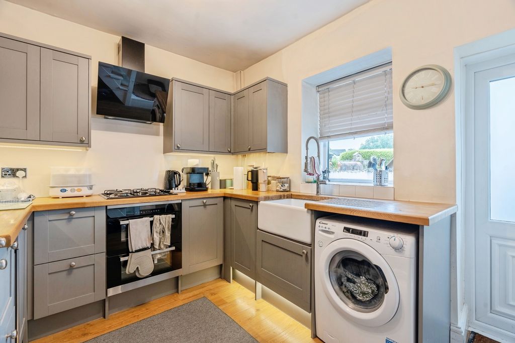 Property photo 2 of 23 Pbox-Img.Jpg