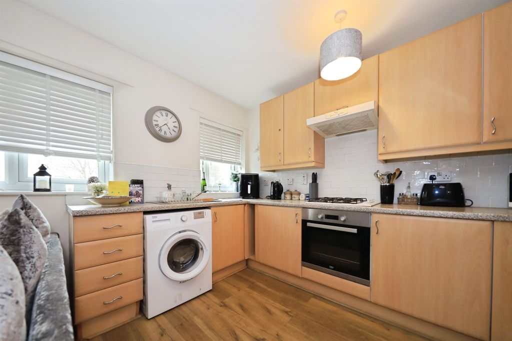 Property photo 2 of 13