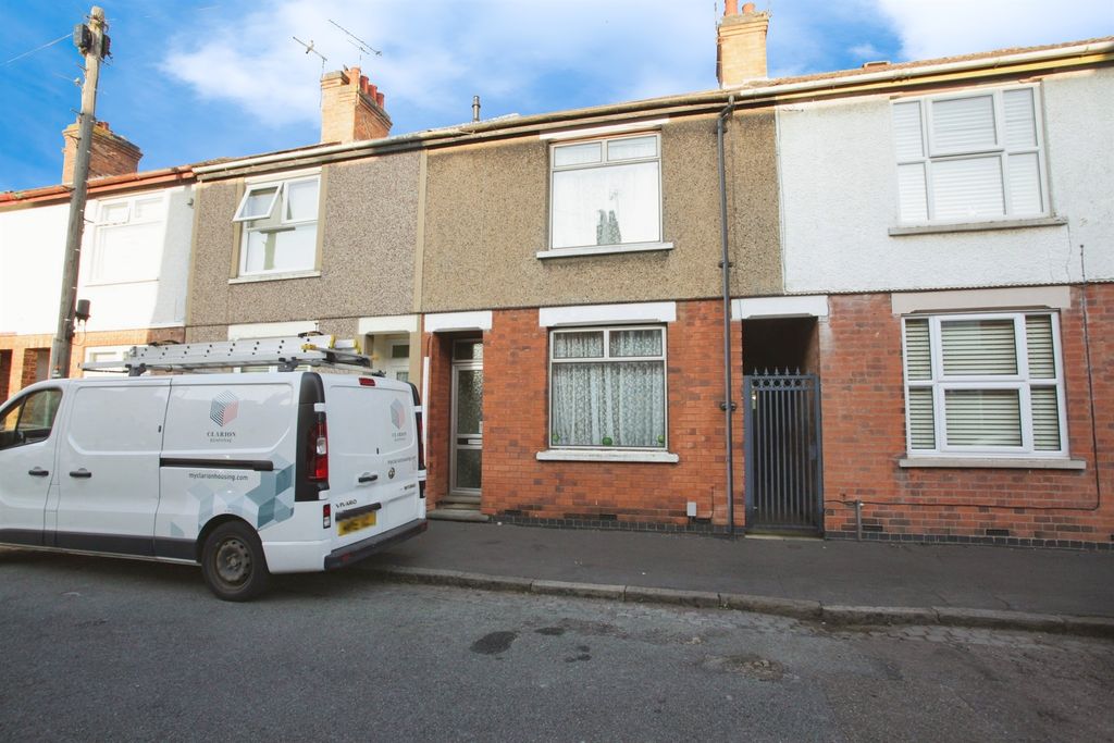 Property photo 1 of 25