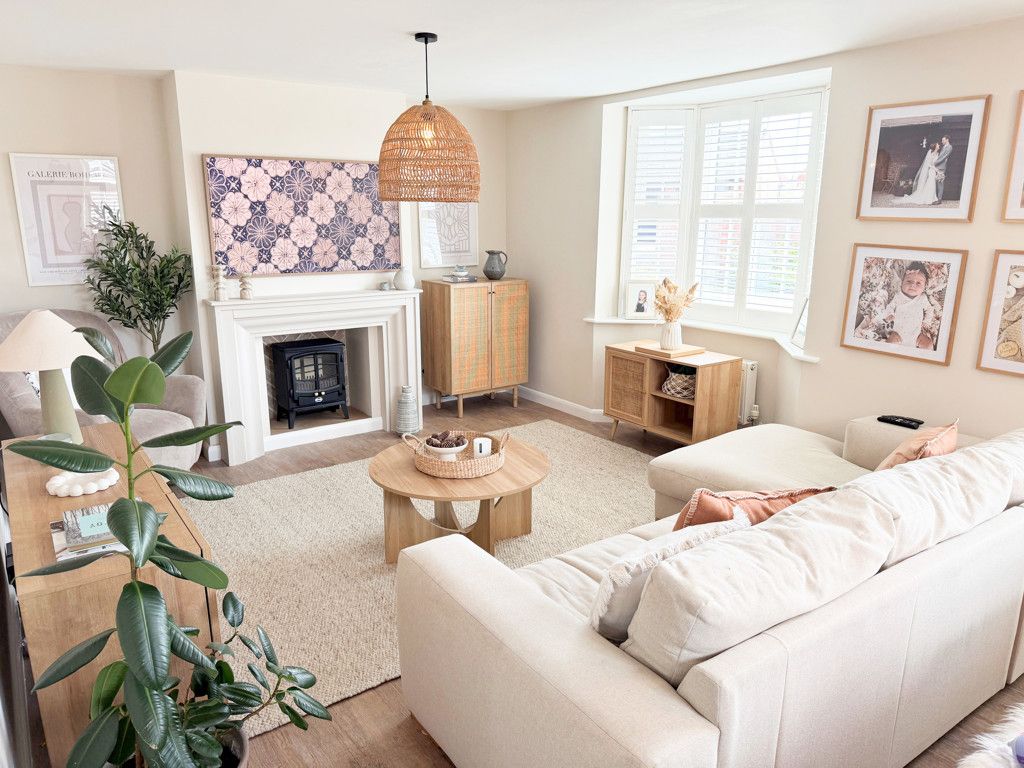 Property photo 3 of 30 Photo 42