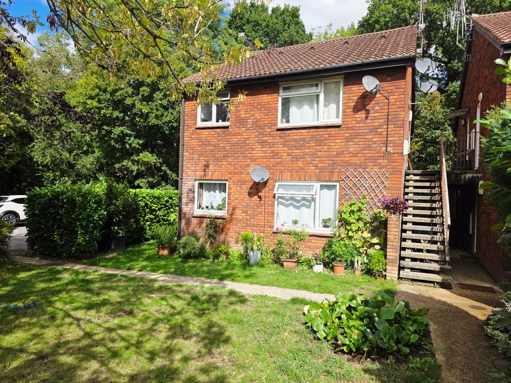 Property photo 1 of 6