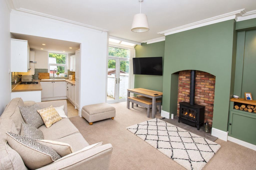 Property photo 1 of 13