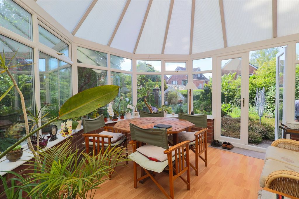 Property photo 2 of 20 Picture No. 22