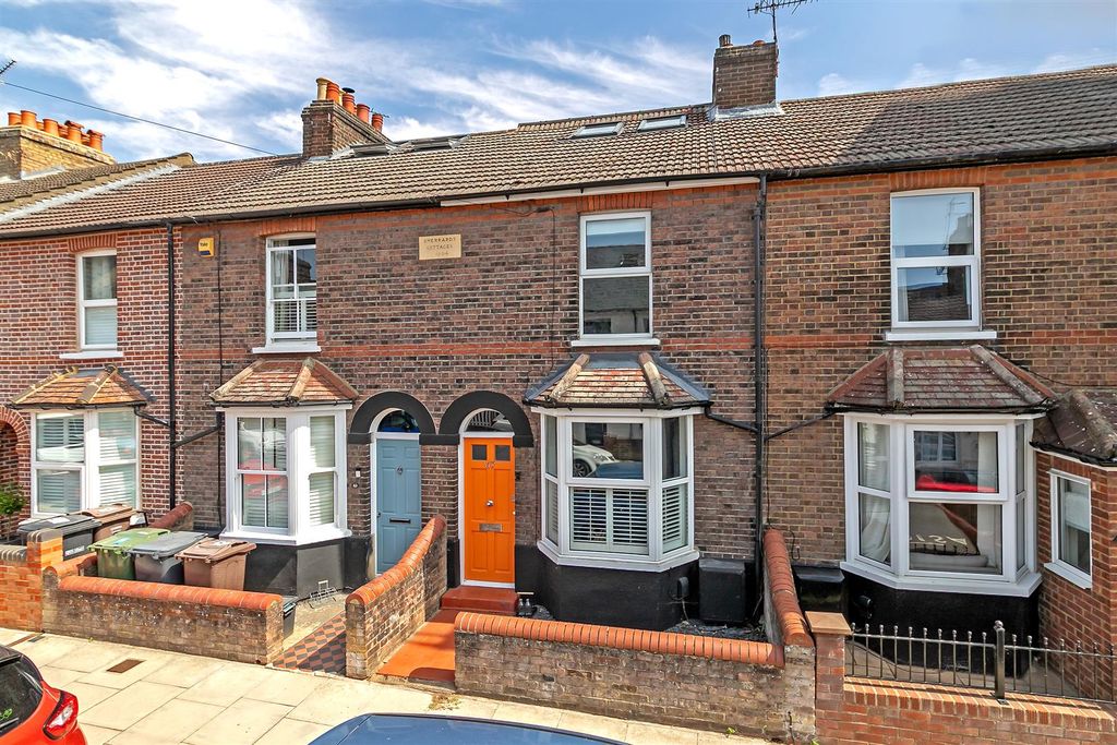 Property photo 1 of 22 47Cavendishroad-3.Jpg