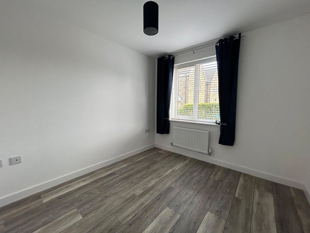 Property photo 3 of 11 Picture No. 02