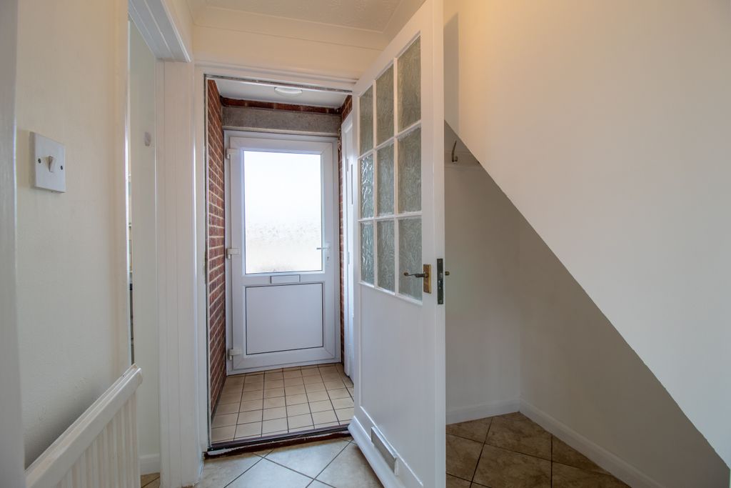 Property photo 2 of 13 Entrance