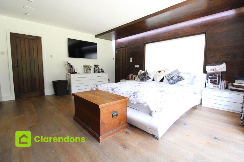 Additional image 15 of 5 bed detached bungalow for saleStation Road, Lingfield, Surrey RH7