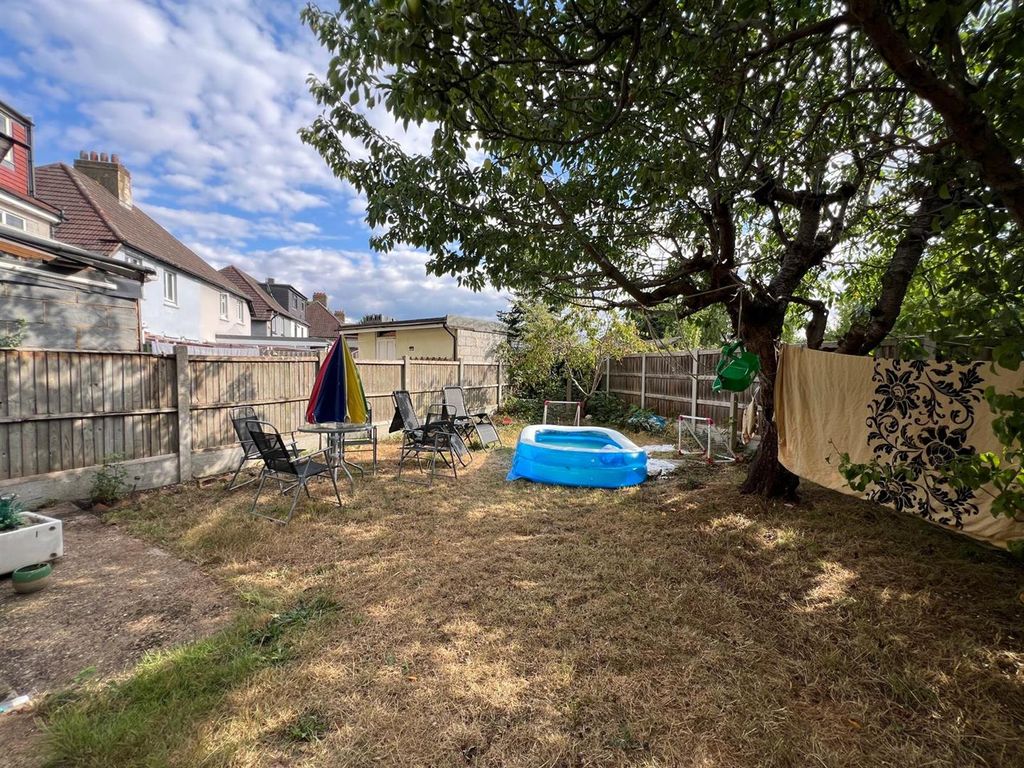 Property photo 2 of 12 02.Jpg