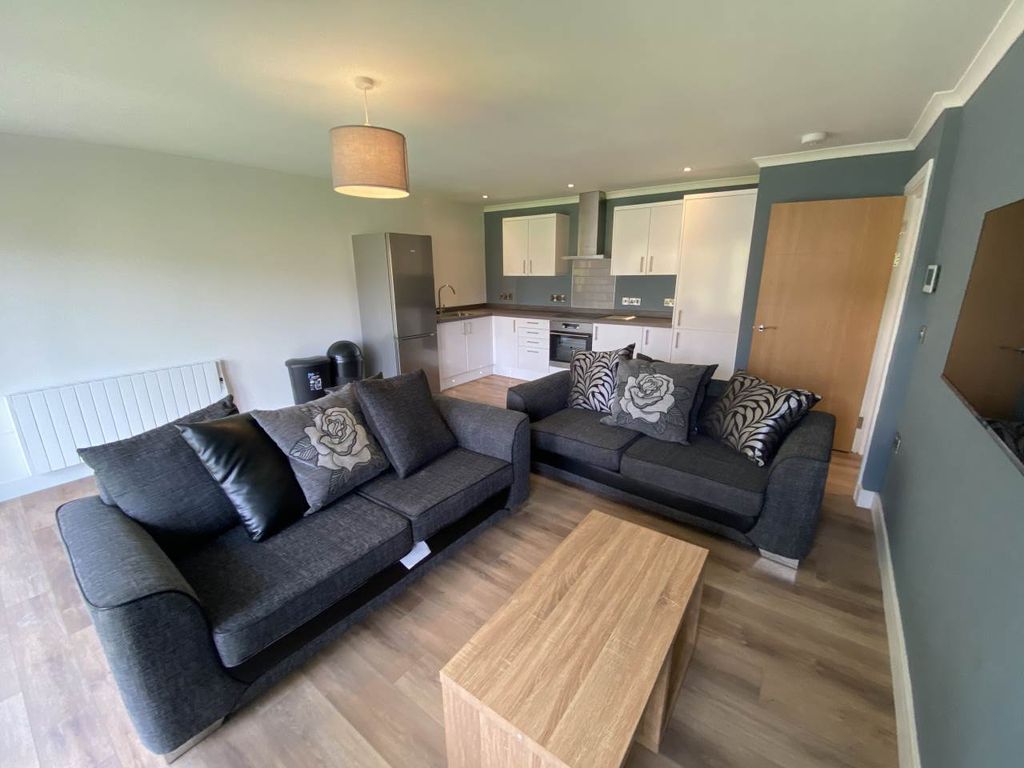 Property photo 3 of 7 Living Area