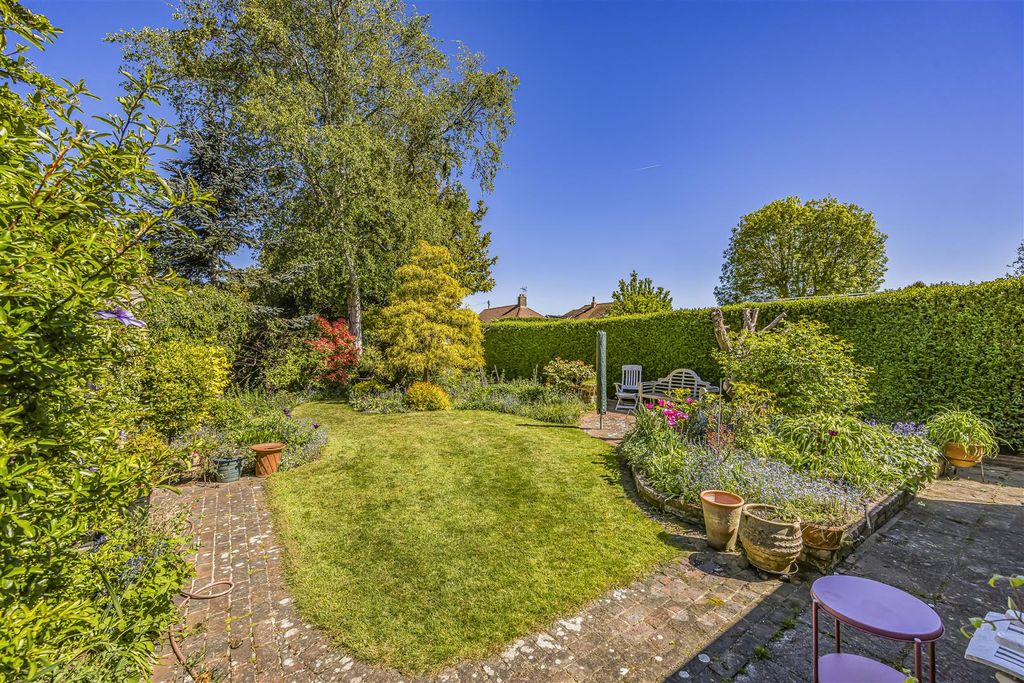 Property photo 2 of 16 Main Road, Southbourne-Porticomarketing-Nexa-24.Jp