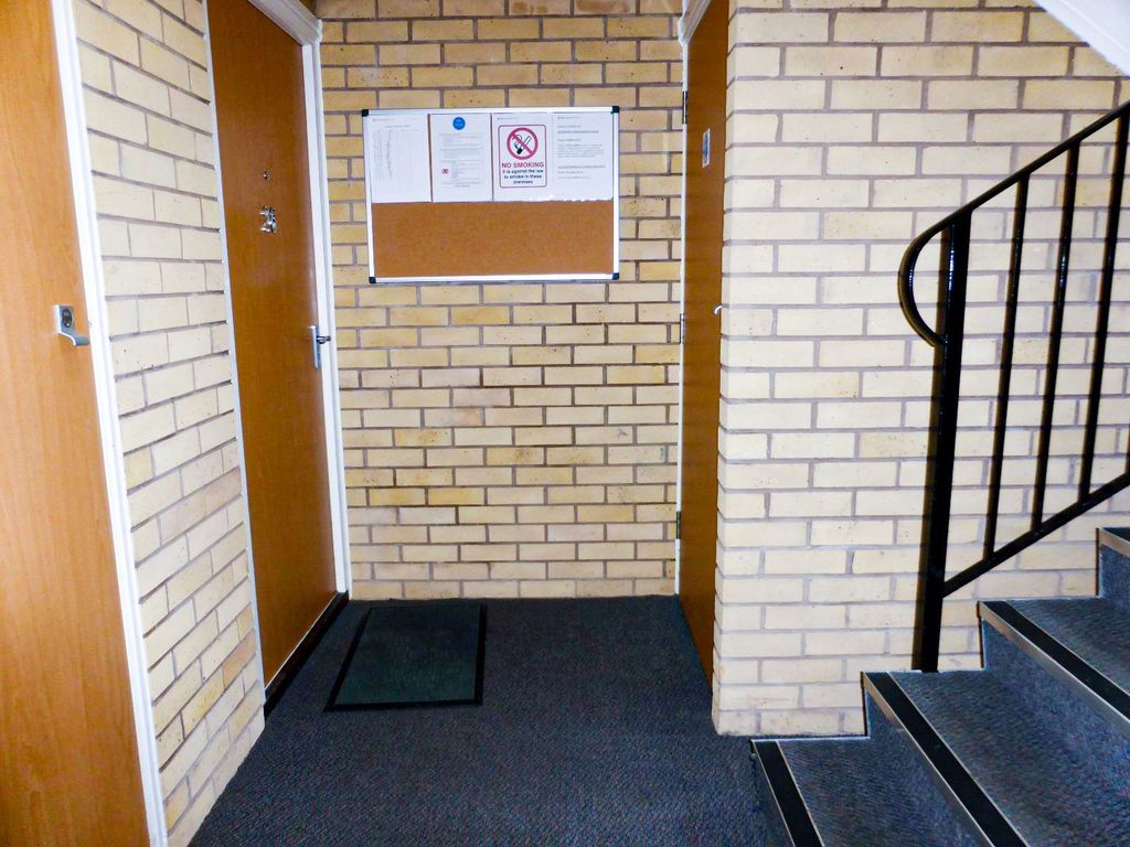 Property photo 3 of 12