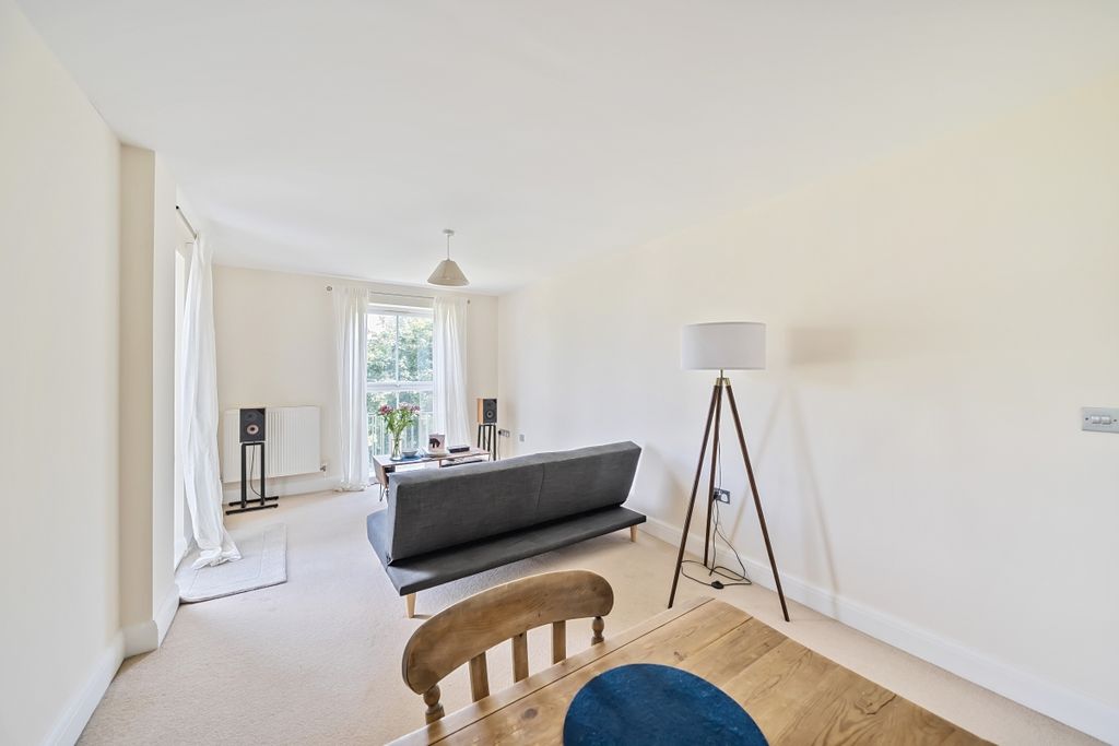 Property photo 2 of 7 1140150 (4)