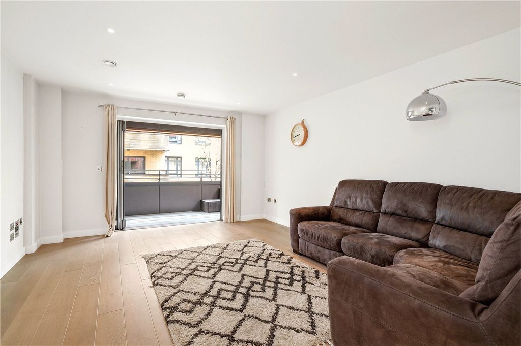 Property photo 2 of 13 Reception Room