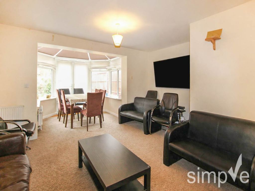 Property photo 2 of 16 Pic 7