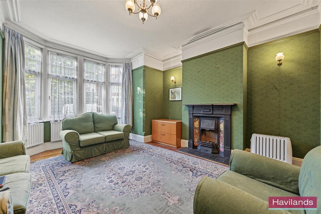 Property photo 3 of 28 44 Grovelands Road, London N13 4Rh-With Watermark-