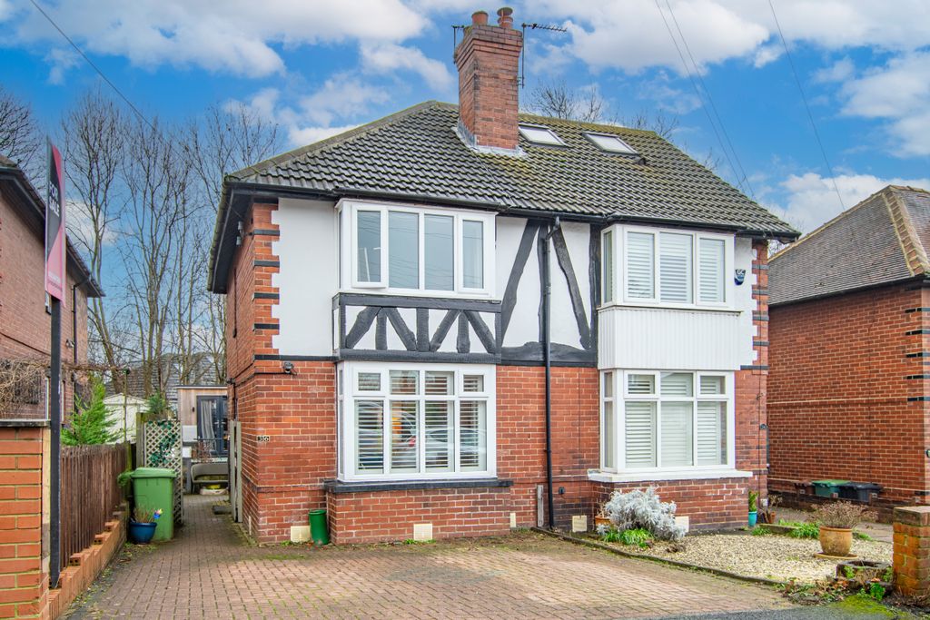 Property photo 1 of 20 Front