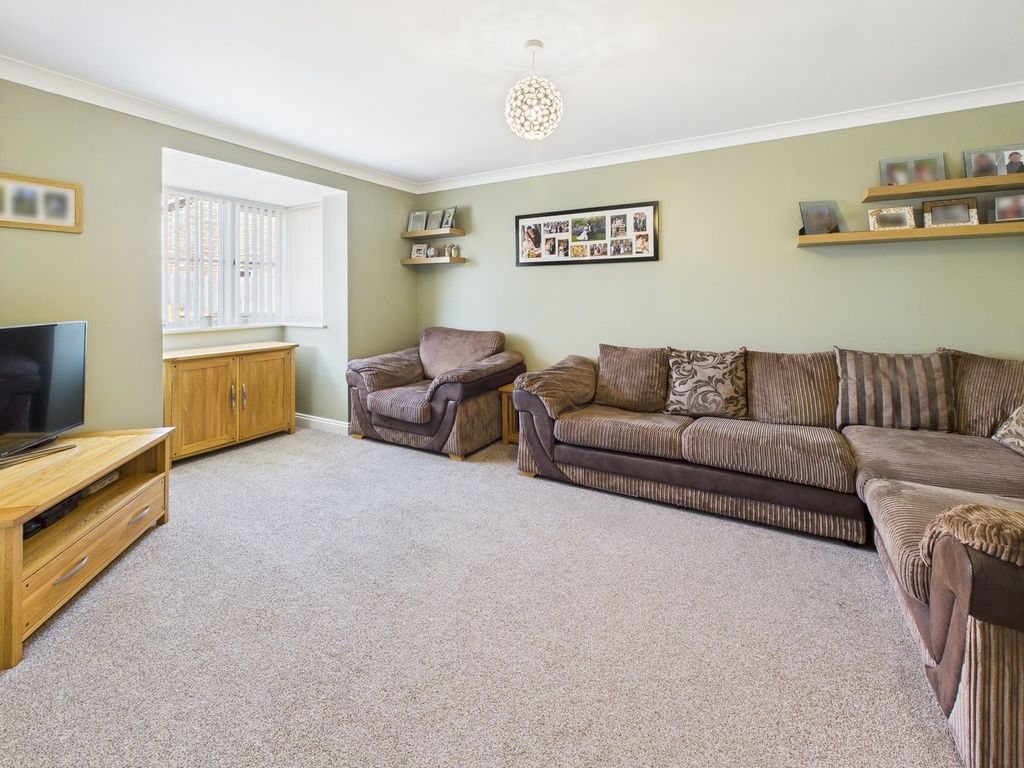 Property photo 3 of 21