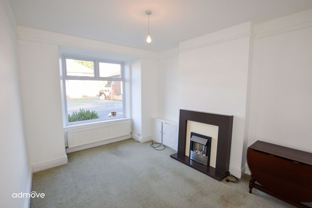 Property photo 3 of 18 Photo 13