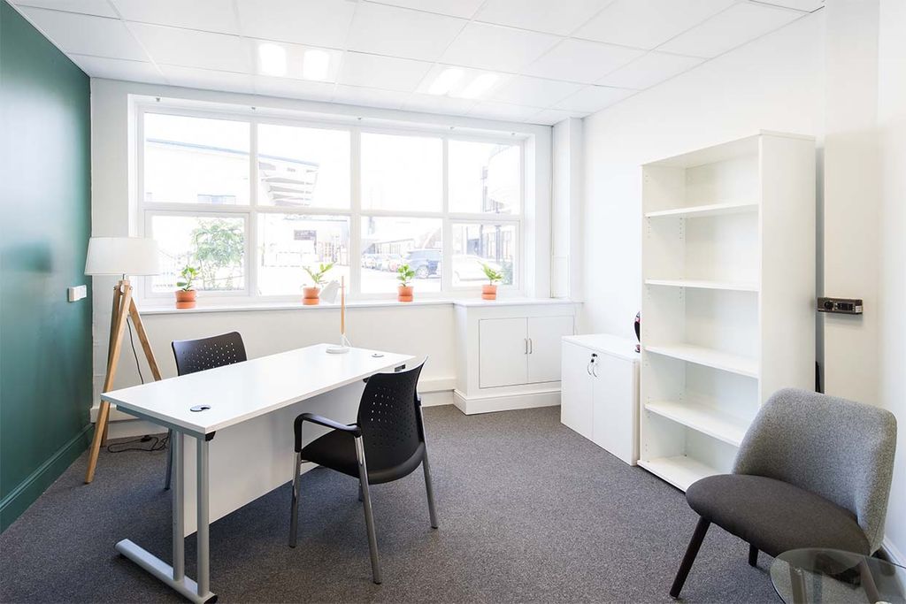 Property photo 3 of 4