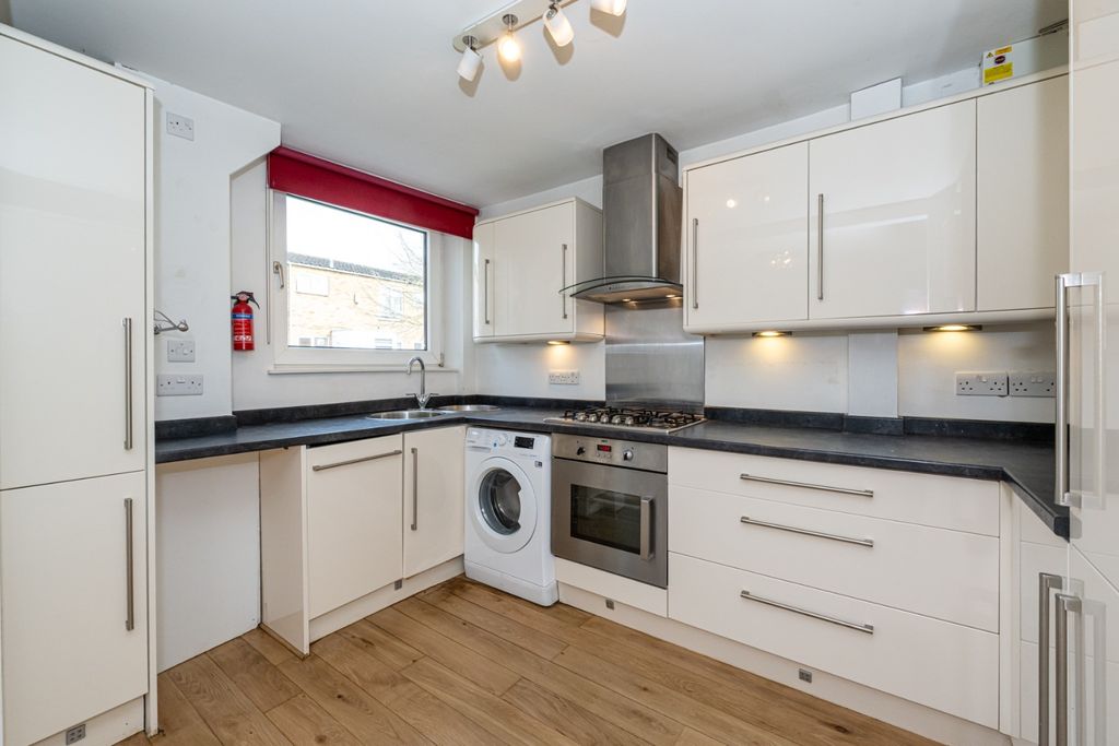 Property photo 2 of 29 5029106