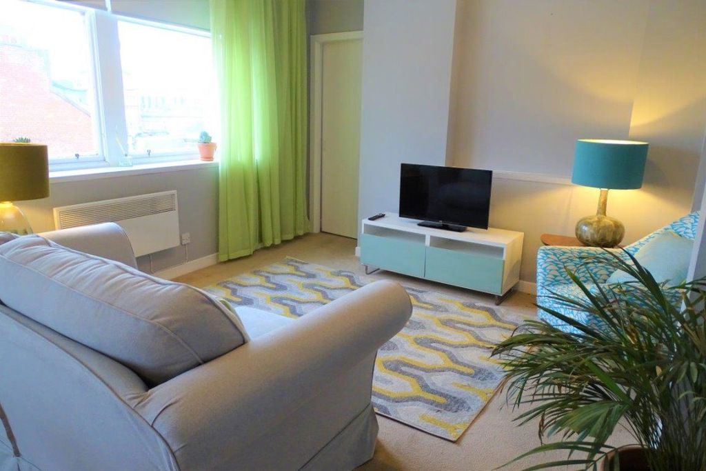 Property photo 2 of 13