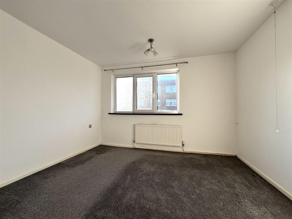 Property photo 3 of 10 Img_2274.Jpeg