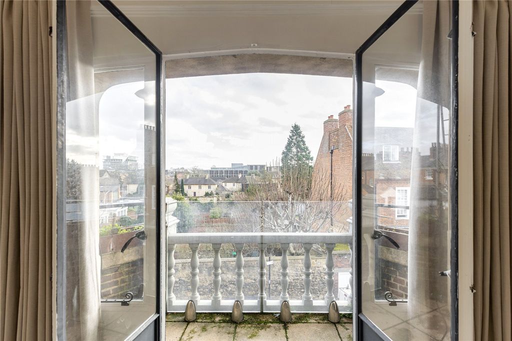 Property photo 3 of 16 Balcony