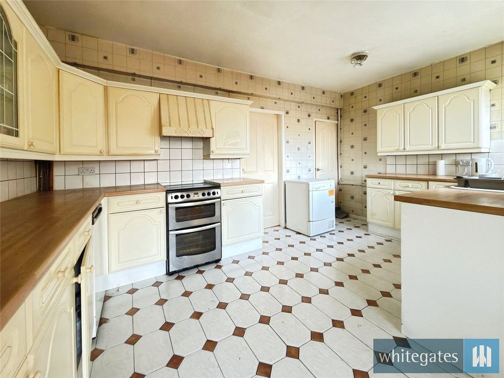 Property photo 2 of 15 Picture No. 07