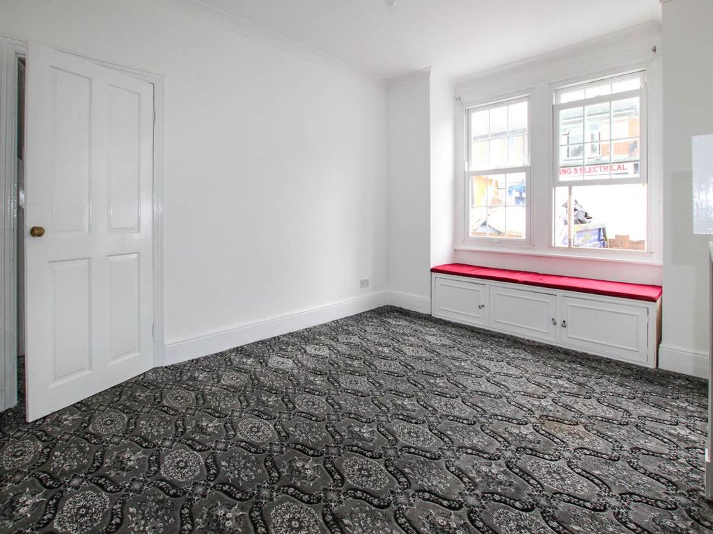 Property photo 2 of 17 Img_8468