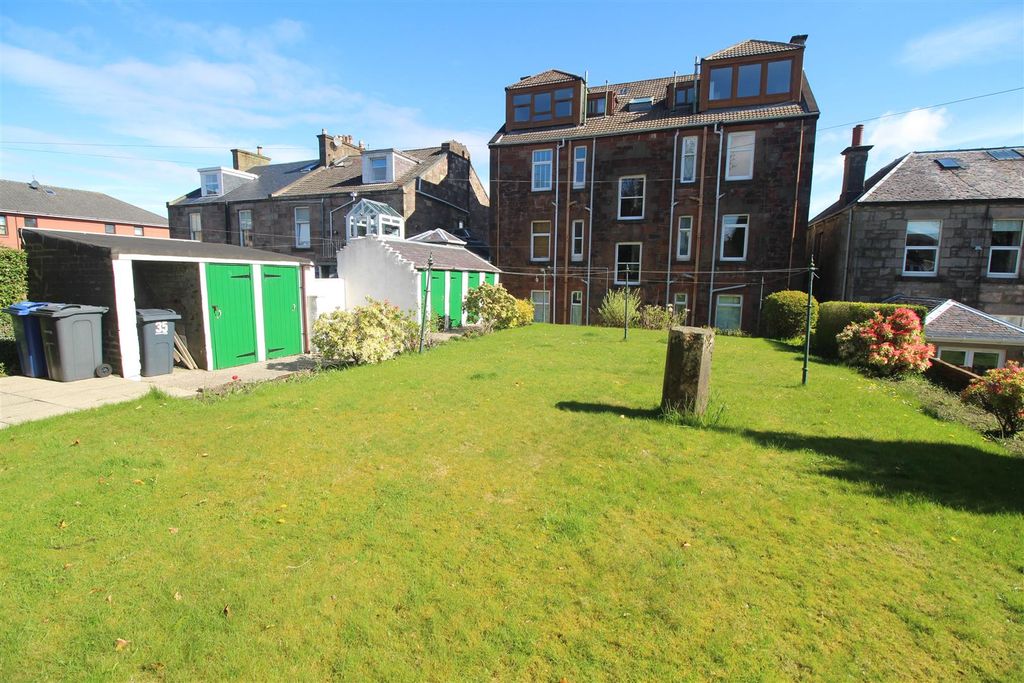 Property photo 3 of 18 Img_8531.Jpg