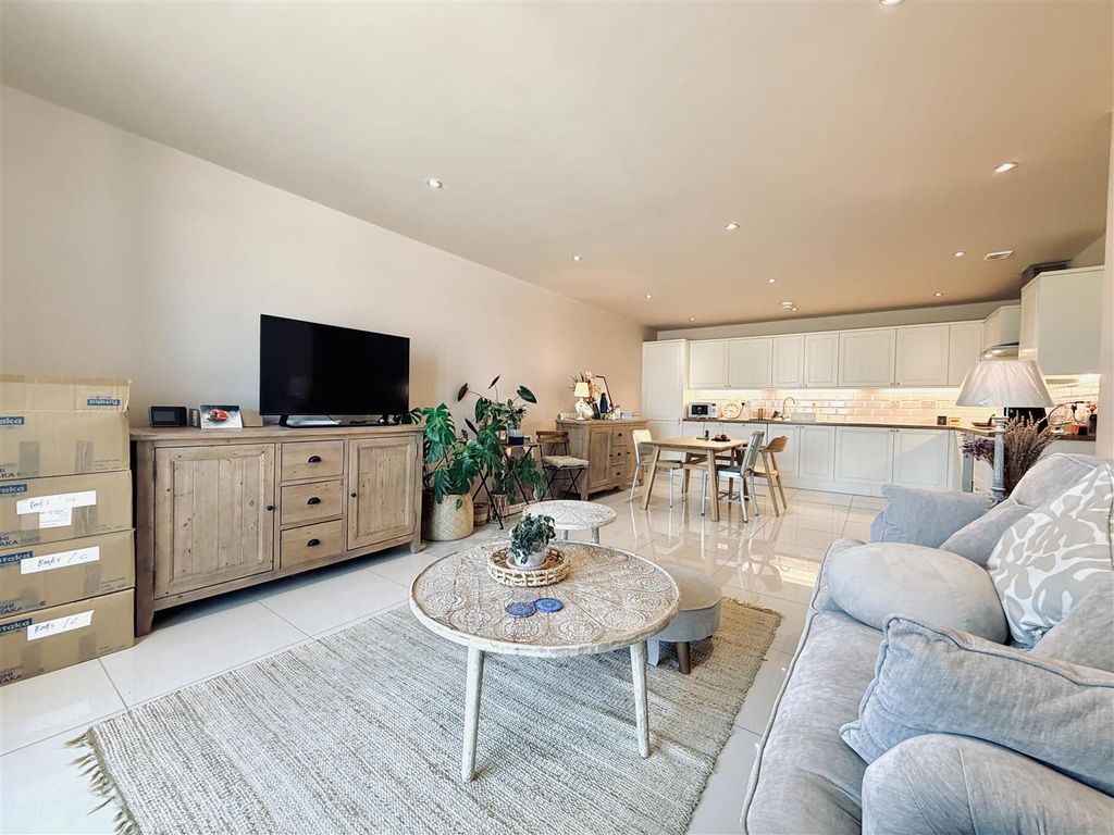 Property photo 3 of 26 Living Room And Dining Kitchen