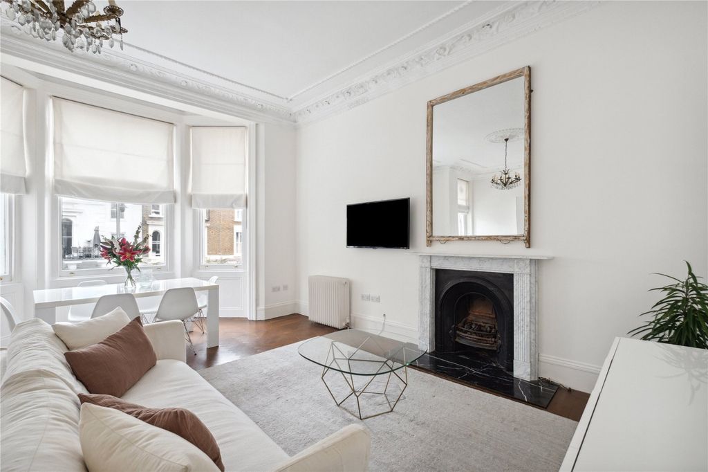 Property photo 3 of 12 Reception Room