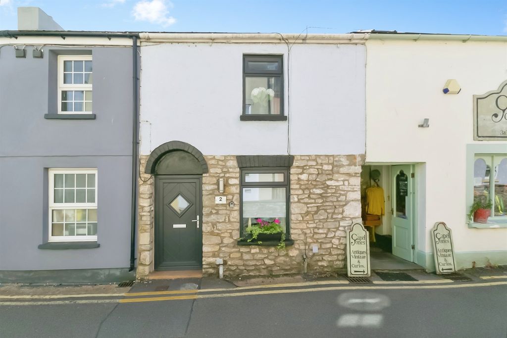 Property photo 1 of 15