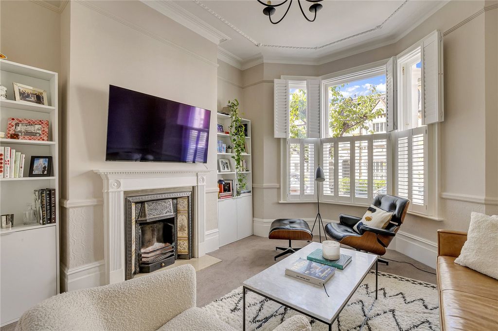 Property photo 3 of 10 Reception Room