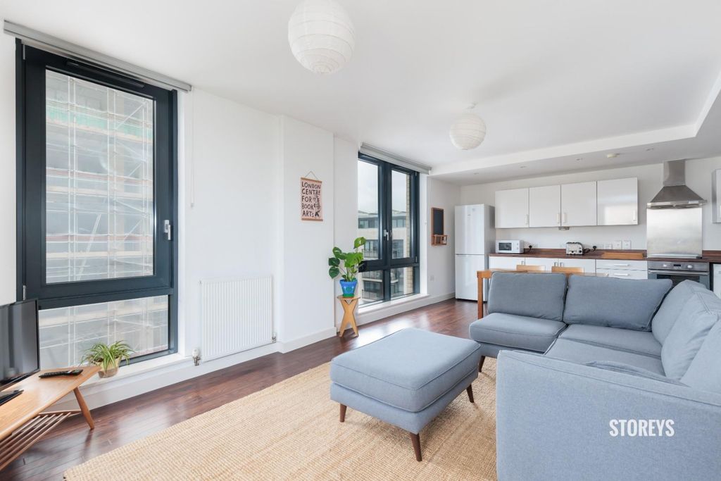 Property photo 3 of 23