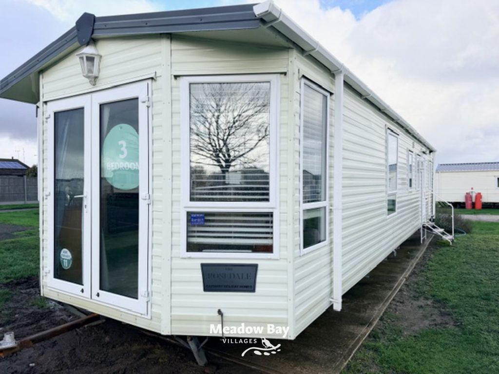 Property photo 1 of 6 2008 Rosedale 37x12 5.Jpg