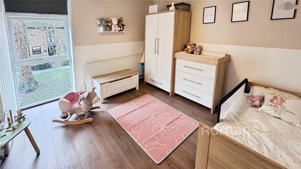 Property photo 3 of 18 Picture No. 09