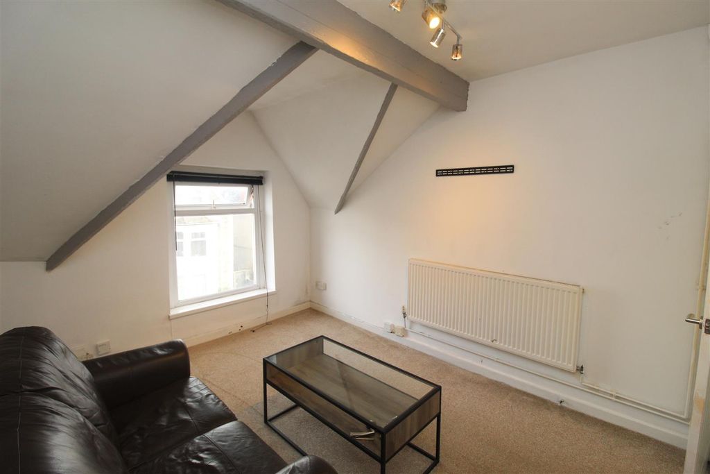 Property photo 2 of 7 Img_1102.Jpg