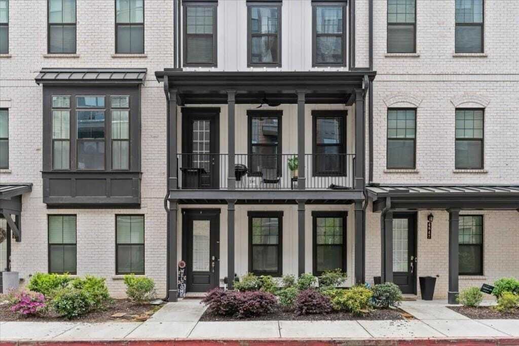 Property photo 1 of 31