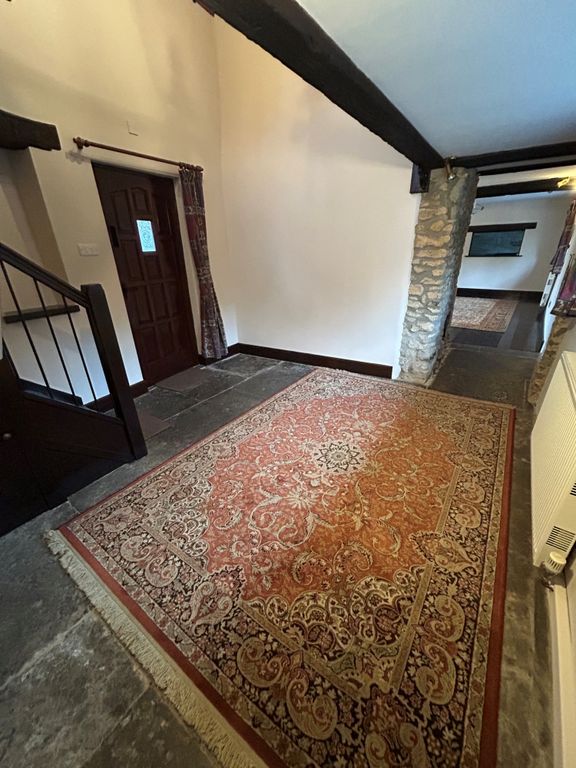 Property photo 3 of 23 Entrance