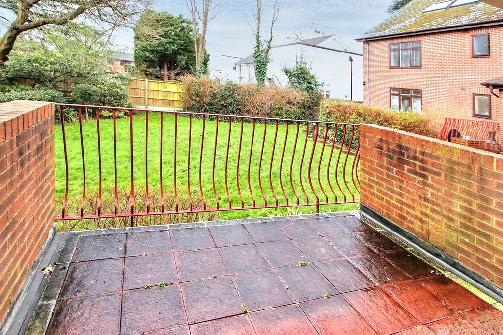Property photo 3 of 7