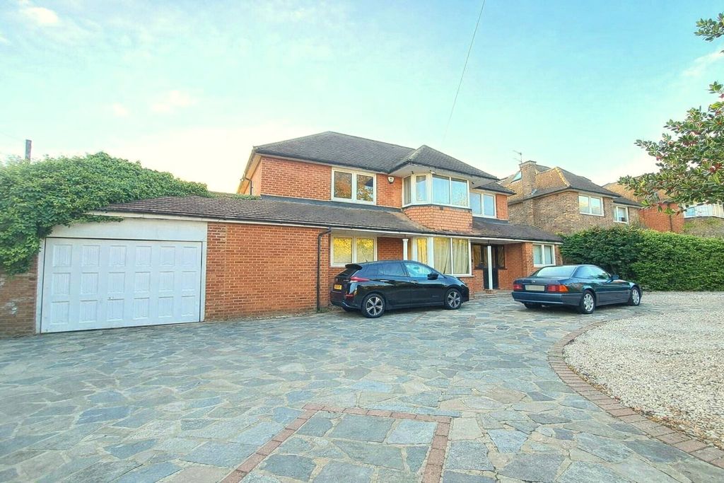 Property photo 1 of 24 Picture No. 39