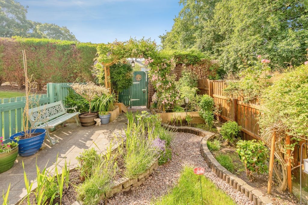 Property photo 2 of 20 Pbox-Img.Jpg