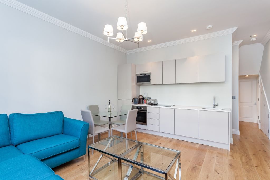 Property photo 1 of 8 Ockendon Road