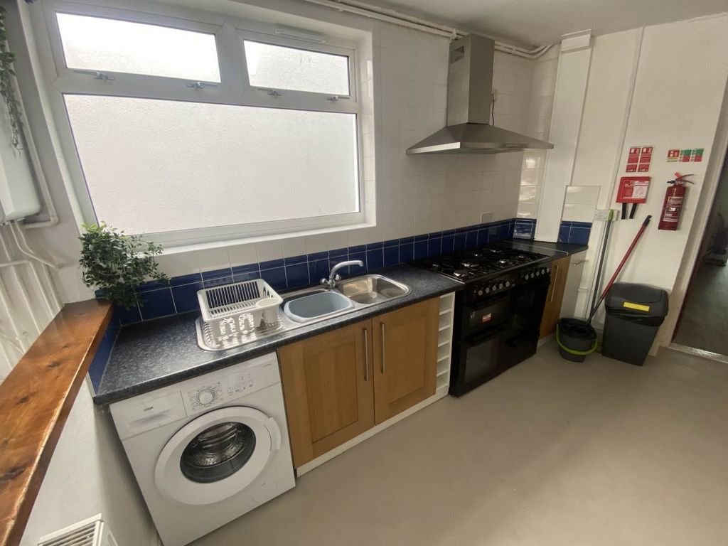 Property photo 3 of 20 Img_7020