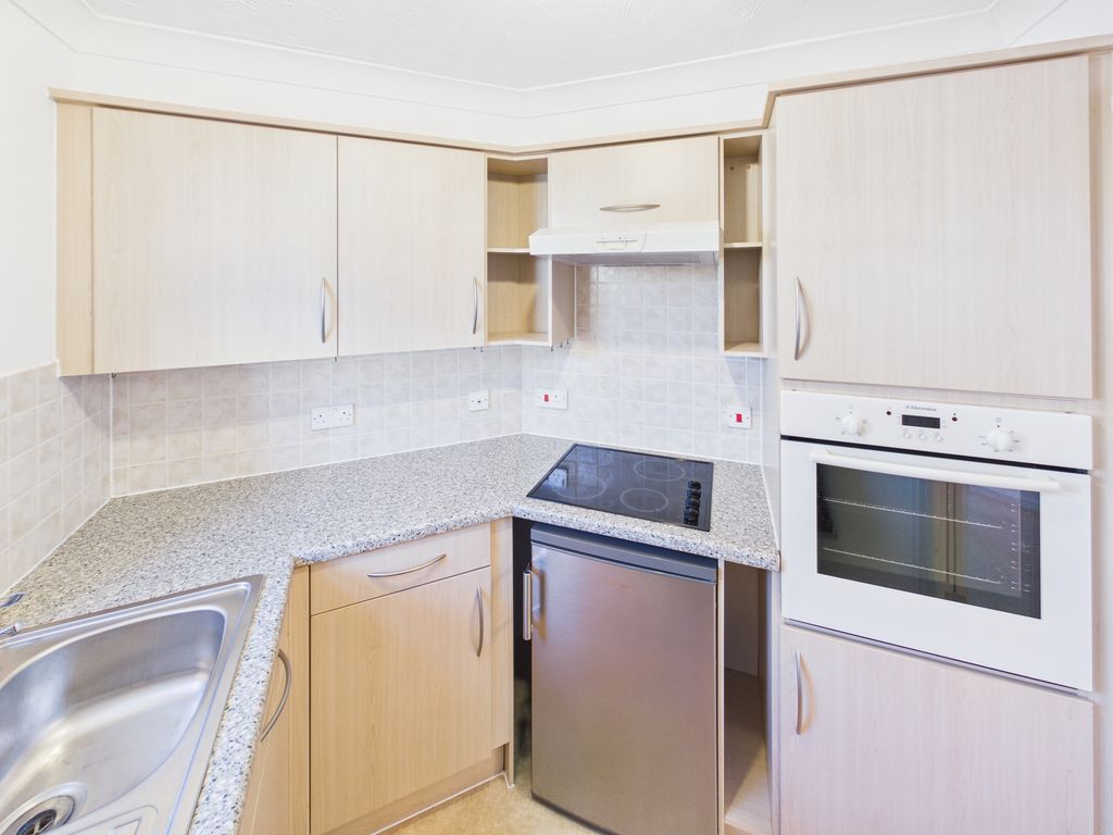 Property photo 3 of 14