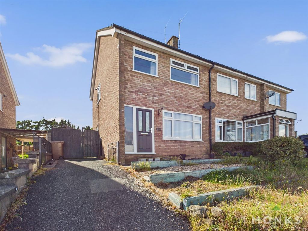 Property photo 1 of 13 Cam01420G0-Pr0657-Still001.Jpg